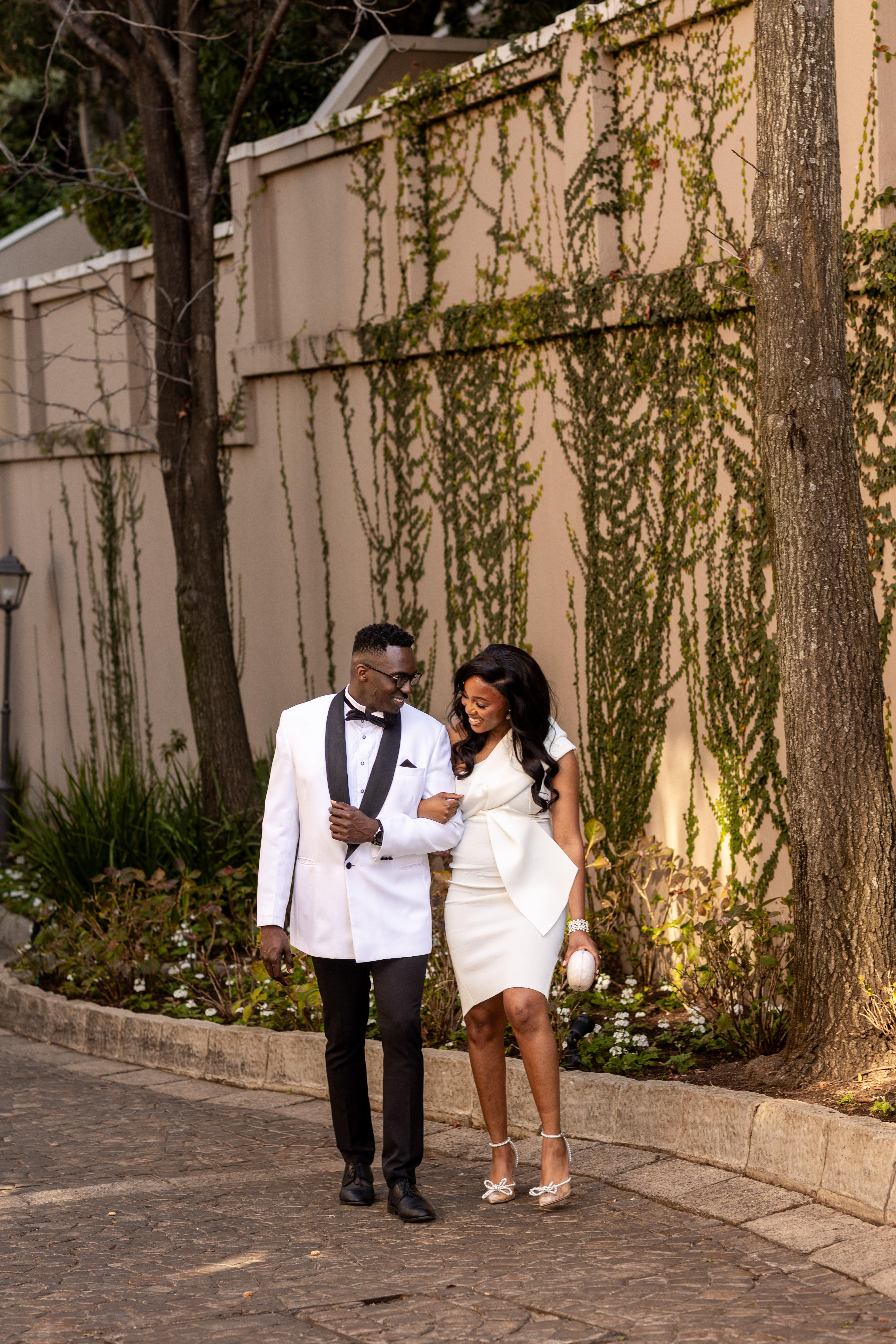 Diana and Victor - Tender Embrace